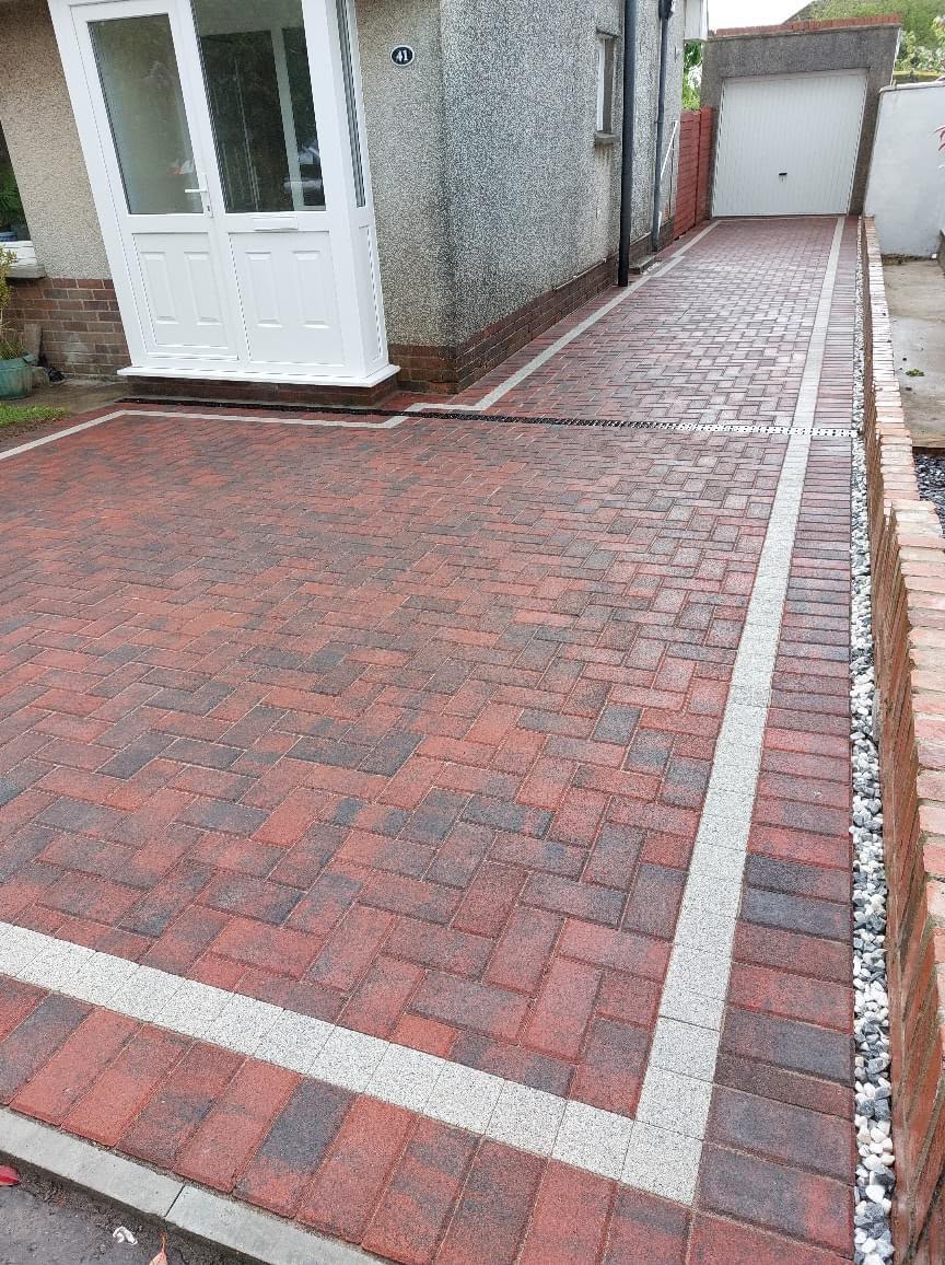 Block paved surface repair and finish detail